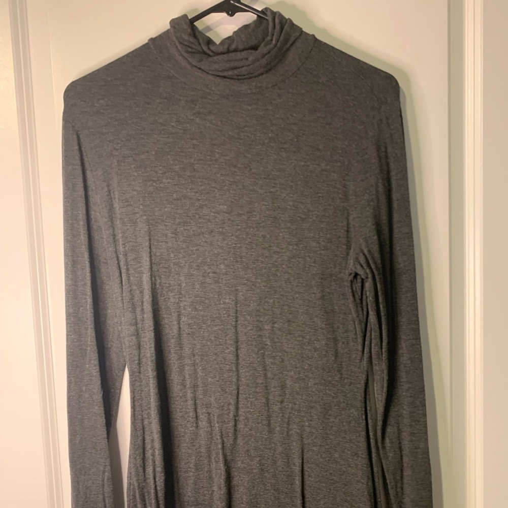Banana Republic turtle neck top